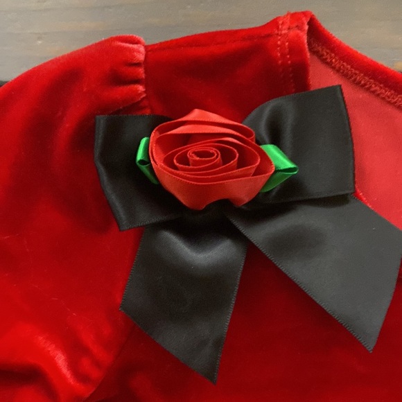 Holiday dress size 6. (389/5) - Picture 3 of 6